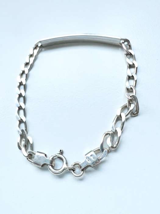 Bracelet - Vintage 925 Silver ID Bracelet. Linked Chain ML2022