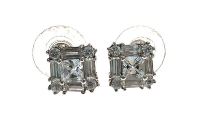 Earrings - Silver Tone Stud Earrings with Different Sizes Crystal type Stones - ML2102