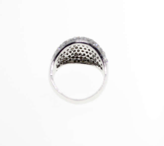 Ring - Vintage Silver Tone Statement Ring with Diamantes. Stamped "VVR" - ML2294
