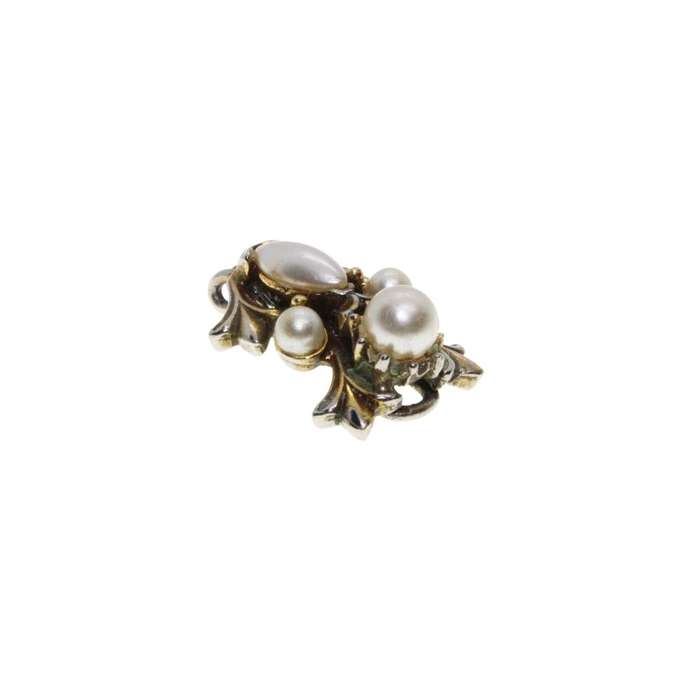 Pendant - Silver and Gold Tone. Leaf Design with Faux Pearls - ML3112