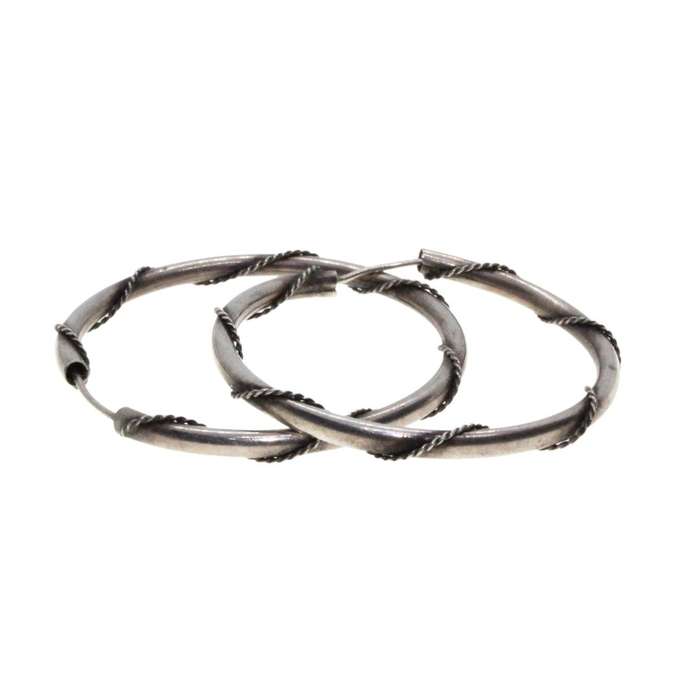 Earrings - Vintage Silver Tone Hoop Earrings. Intricate Wire Twirl Design - ML3227