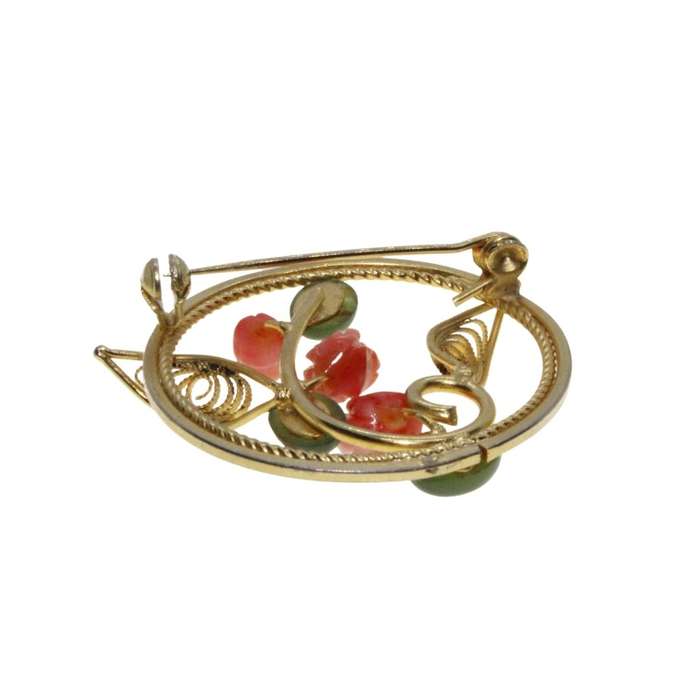 Brooch - Gold Tone Vintage Round Brooch. Coral Flowers & Jade Beads. Filigree - ML3293