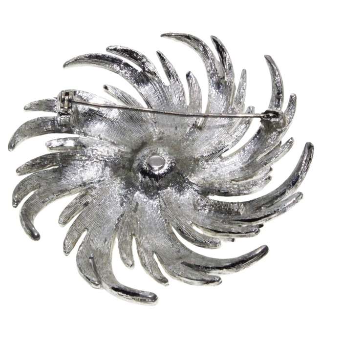 Brooch - Silver Tone Vintage Large Swirl Brooch with Faux Pearl in Centre - ML3305