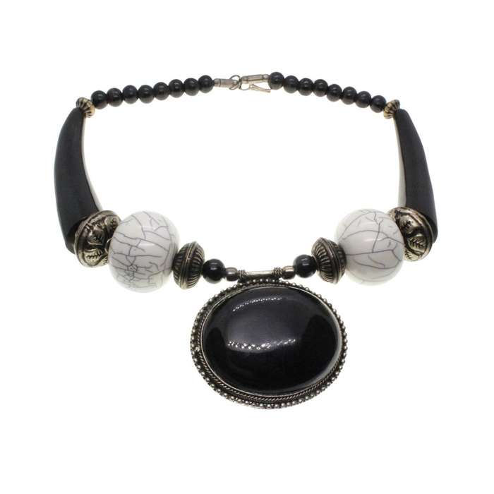Necklace - Vintage Silver Tone Bohemian Style Beaded Chunky Necklace - ML3383