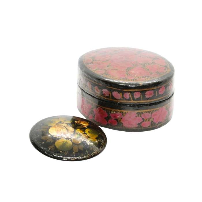 Brooch - Vintage Russian Handpainted Brooch. Oval Lacquered Trinket Box - ML3532