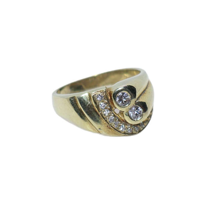Ring - Silver Gilt. Band line of small clear stones. 2 x tubular  design. 2 x clear stones - ML3646