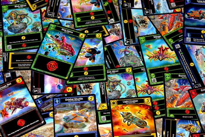Star Realms: Frontiers (New) - Wise Wizard Games 500G