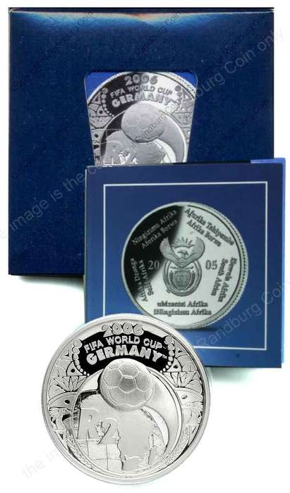 2005_Silver_R2_Proof_FIFA_Soccer_Coin_and_folder_rev.jpg