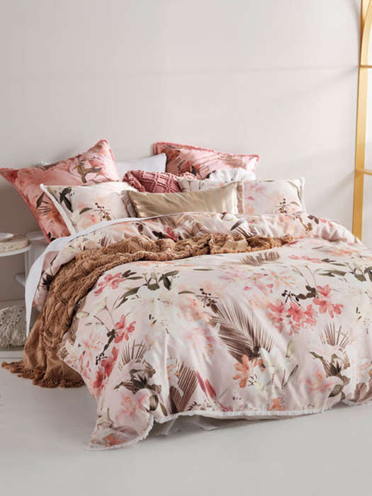 Holidae Duvet Cover Set