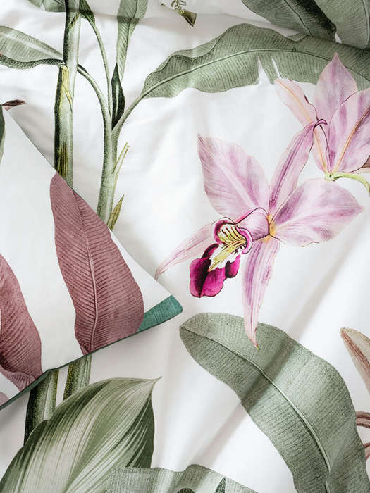 Akira White Duvet Cover Set