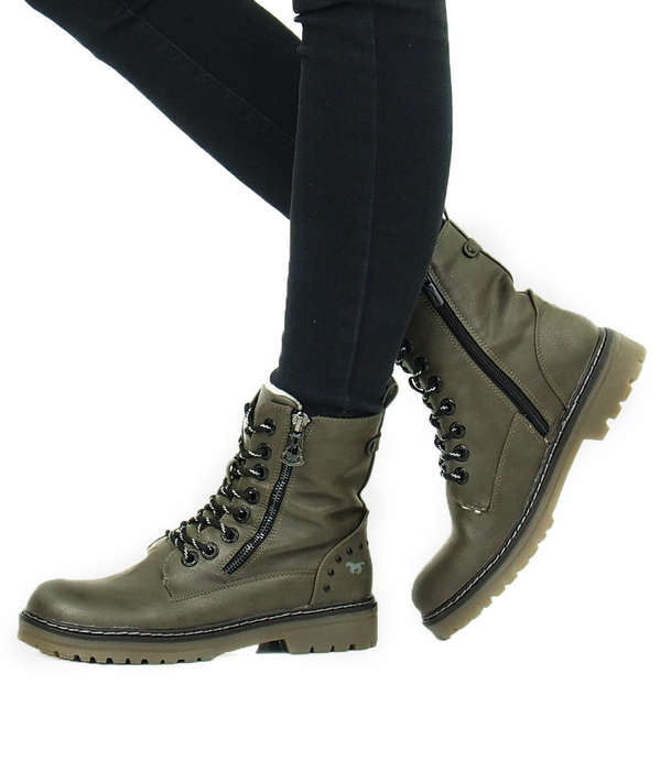Mustang women's stylish zipped ankle boots - olive