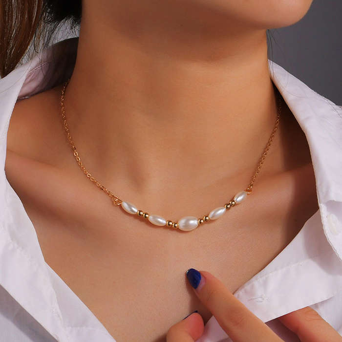 Round Golden Metal Pear Design Necklace