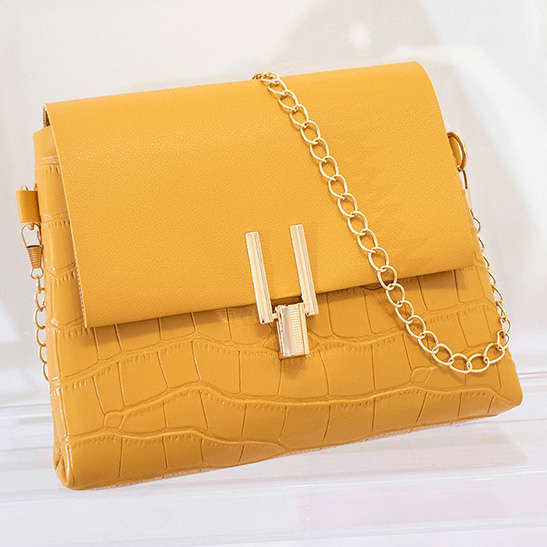 Yellow PU Material Chains Pushlock Shoulder Bag