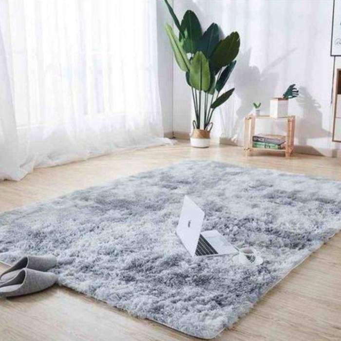 Large Premium Fluffy Carpet/Rug - 200 x 150 cm - Silver & Grey