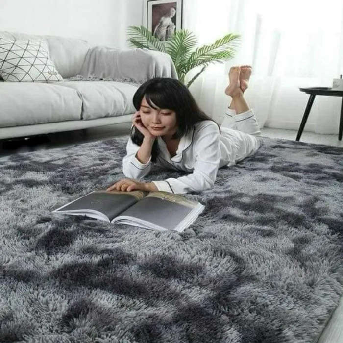 Fluffy Carpet - Shaggy & Foldable Rug