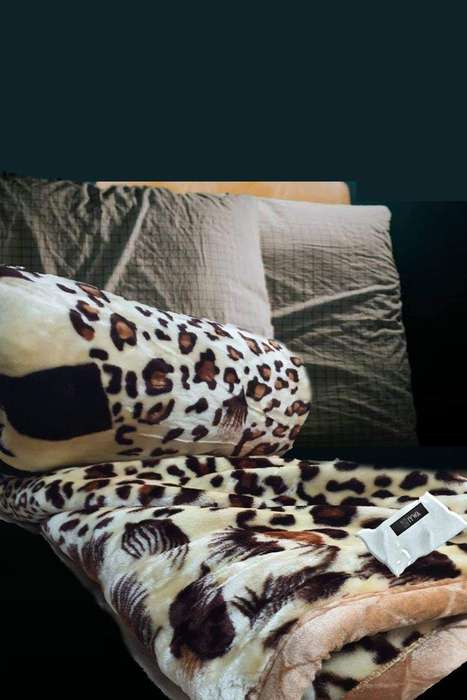 SMTE High Quality Extreme Warm Winter Blanket & Complementary IYWA Tieback - Brown Leopard with k...