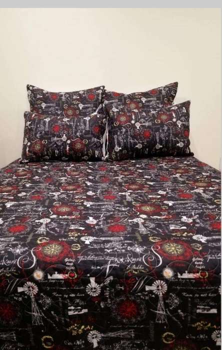 SMTE 5 Piece Quilt Set Eiffel Tower Bedspread Set with keychain
