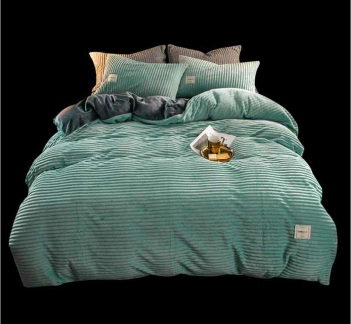 SMTE Dream World Striped Duvet Cover Set - Green with keychain