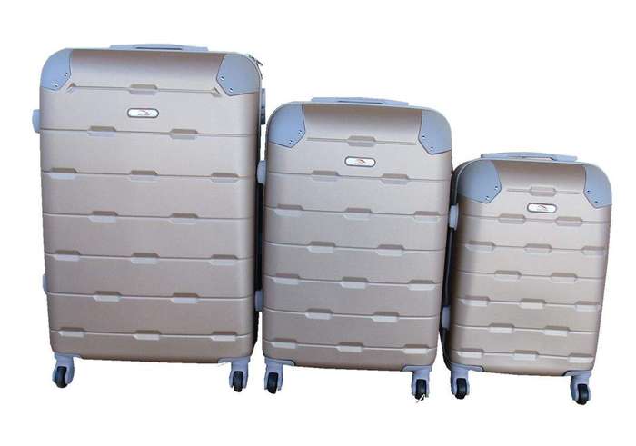 SMTE 3 Piece Luggage Set with keychain
