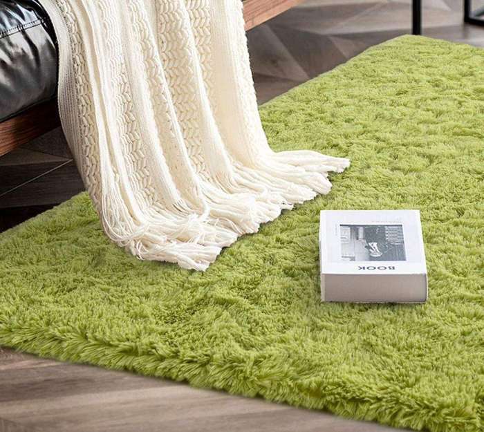 SMTE Large Premium Fluffy Carpet/Rug - Lime Green with keychain
