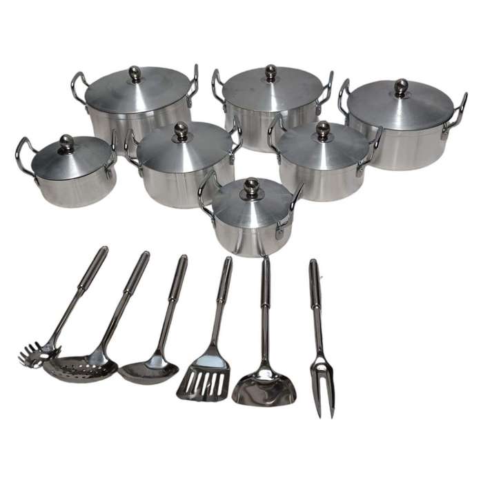 SMTE-All-in-One: 20-Piece Gourmet Pot Set with keychain