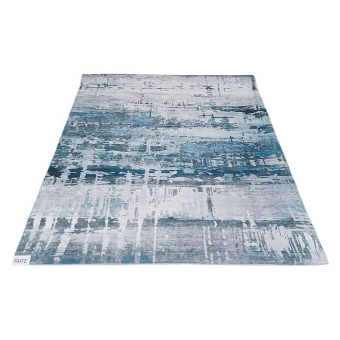 SMTE Glamour Underfoot: Premium Velvet Carpet with keychain