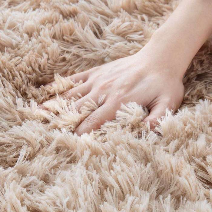 SMTE Large Rugs Shaggy Fluffy Carpets - Beige with keychain