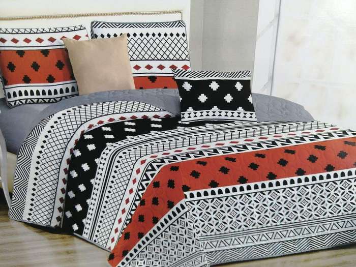 SMTE 5 Piece Quilt Set African Designed Bedspread Set with keychain