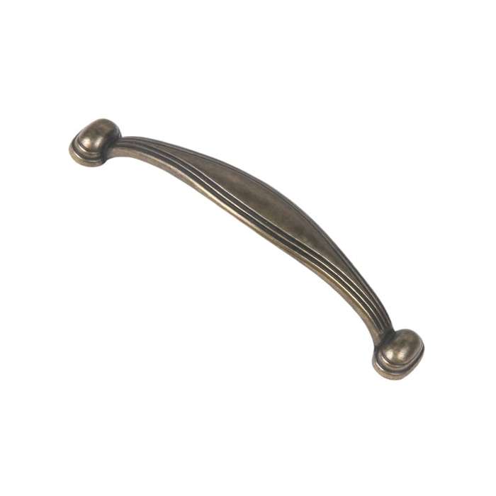 ROCO Victoria Antique Cupboard Handle Brass 96mm