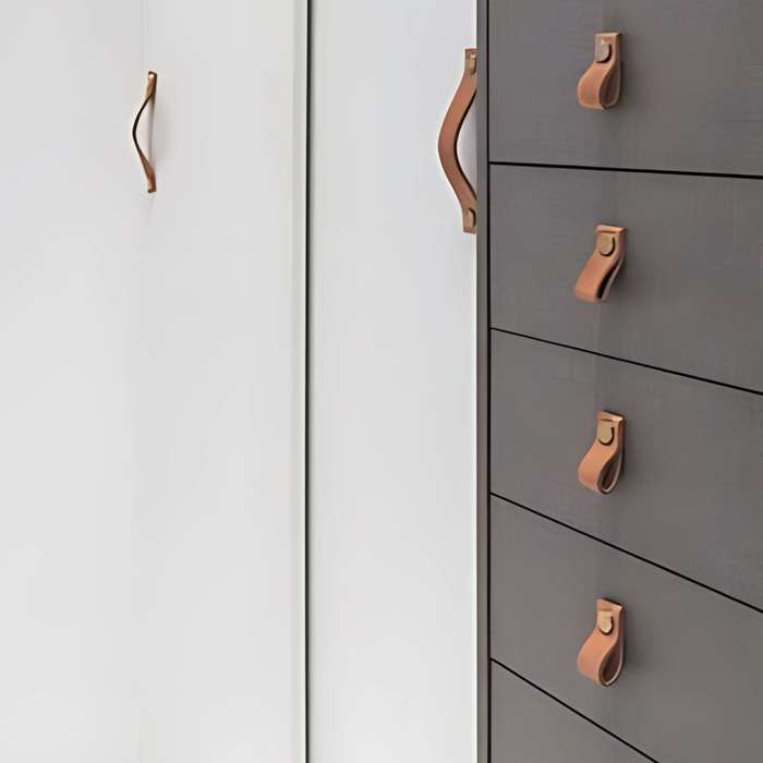 ROCO Leather Cupboard Handle Tan & Brass 128mm