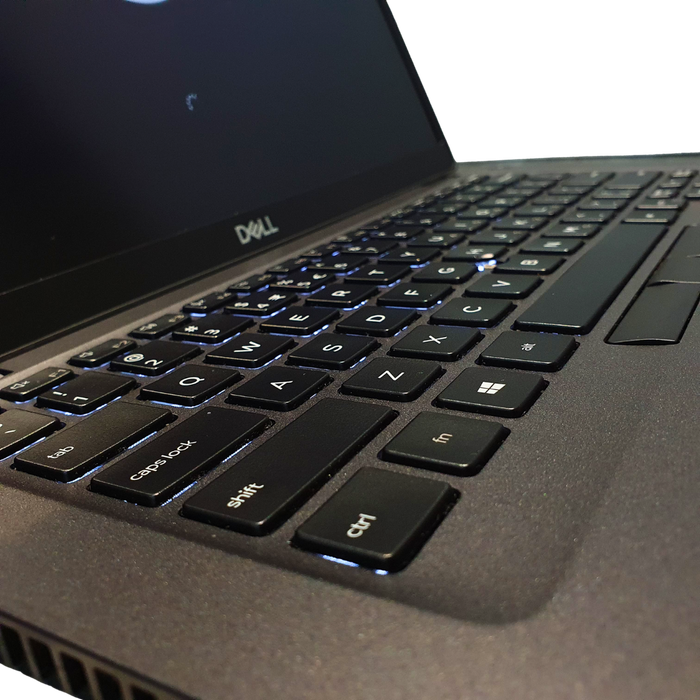 Dell Latitude 5400  Intel Core i5-8250U, 8GB RAM, 172GB SSD, 14" FHD, UHD Graphics 620