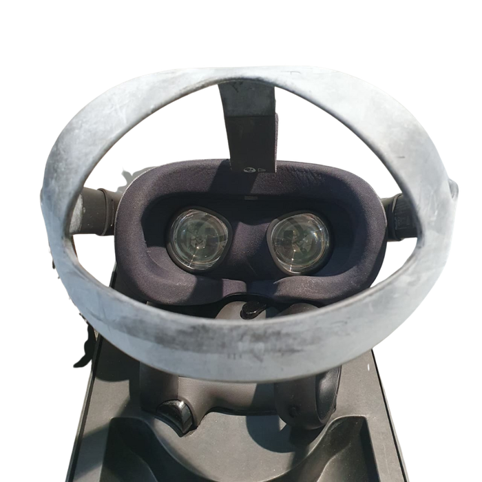 Oculus Quest 1 VR headset (pre-owned)