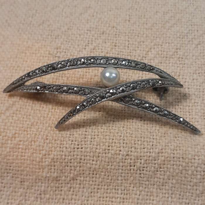Stirling silver marcasite and pearl brooch