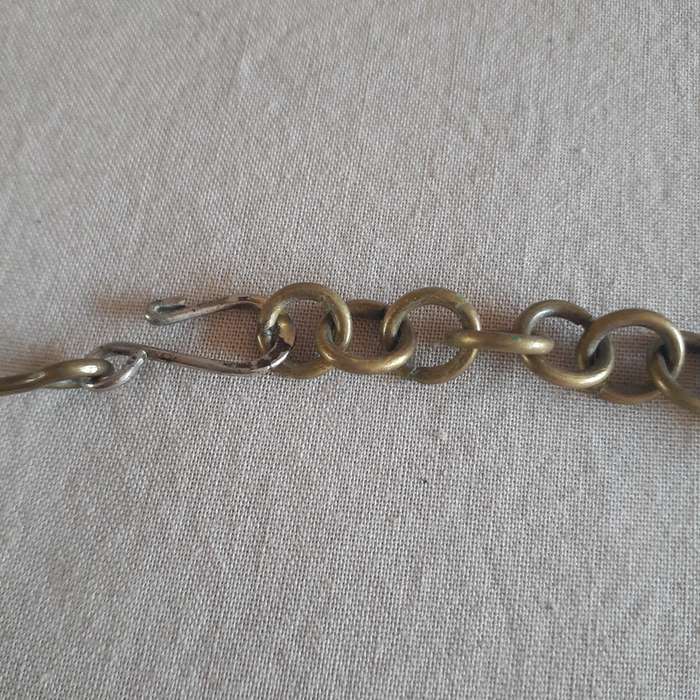Vintage rose quartz necklace on gilt metal and brass   1970's