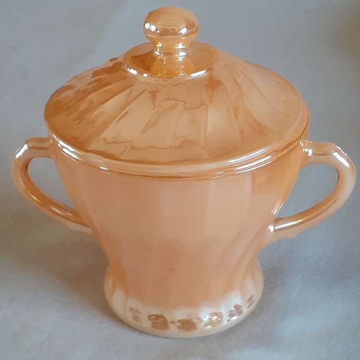 Lustreware sugar bowl Peach Anchor Hocking Fire King 1950's