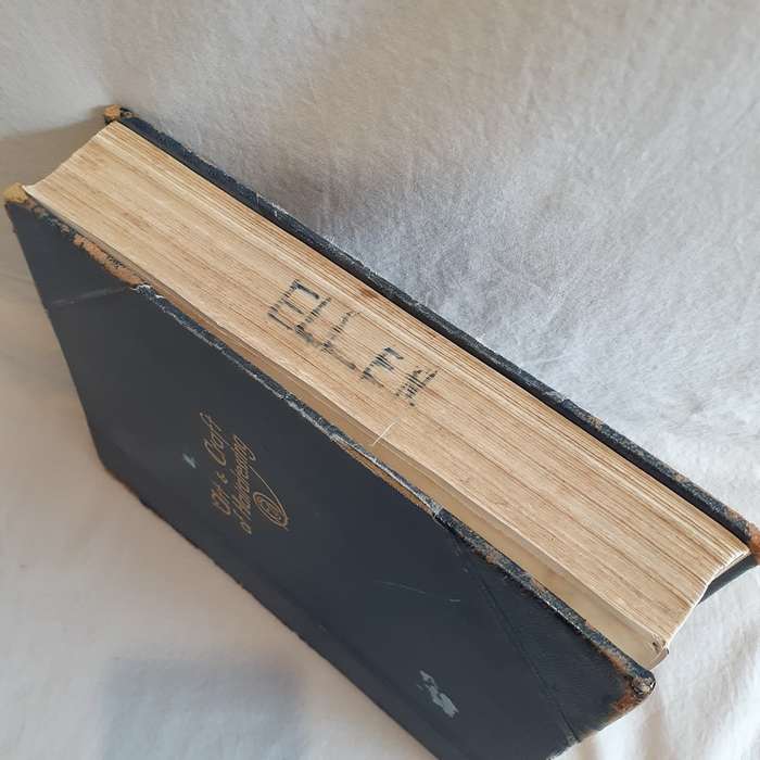 Art and craft of hairdressing - second ed. - Gilbert A Foan - 623 pages