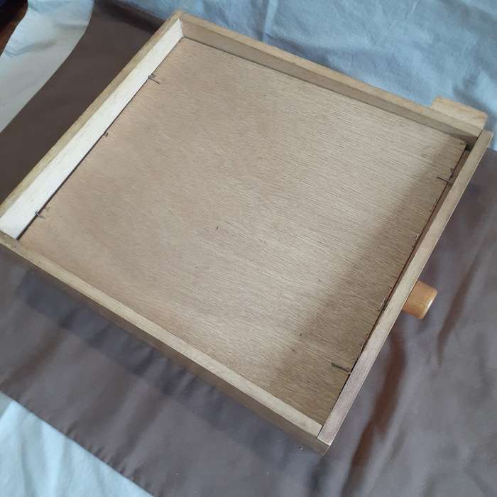 Vintage wooden tilt maze toy 1980's    33 x 29 cms