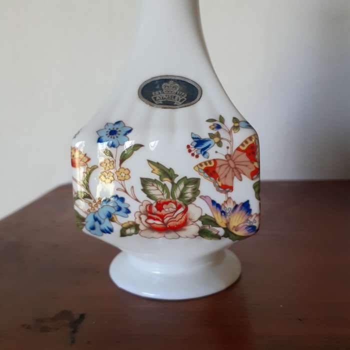 Bud Vase -Aynsley butterflies and roses Cottage Garden Fine english bone china  17cms tall