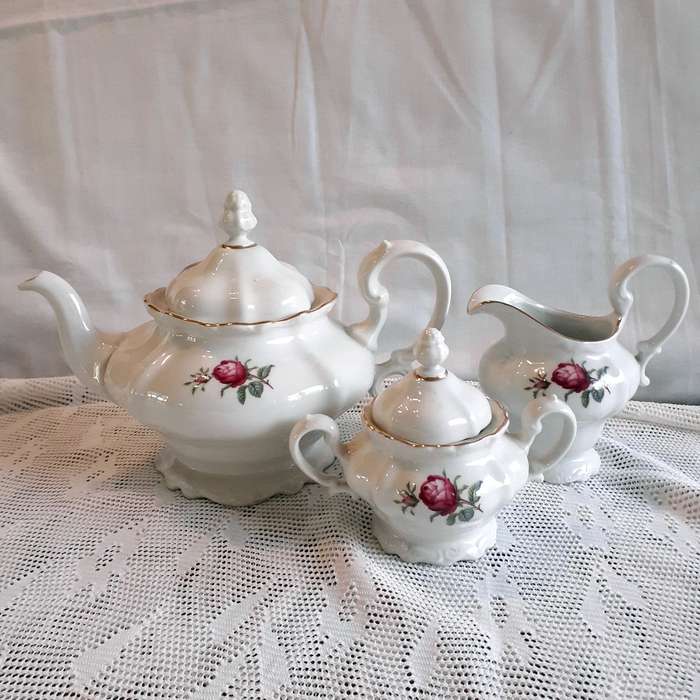 Large Tea Pot sugar basin and milk jug - Roses - South African porcelain Constantia