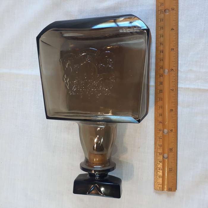Glass bottle - Vintge Japanese whisky - Suntory Limited Japan  20 cms tall x 12.5 base