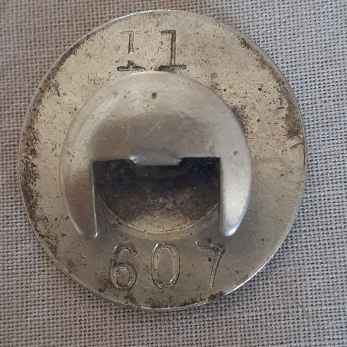 WW2 Badge - SA For Loyal Service Badge - Vir Troue Diens - numbered 11 607
