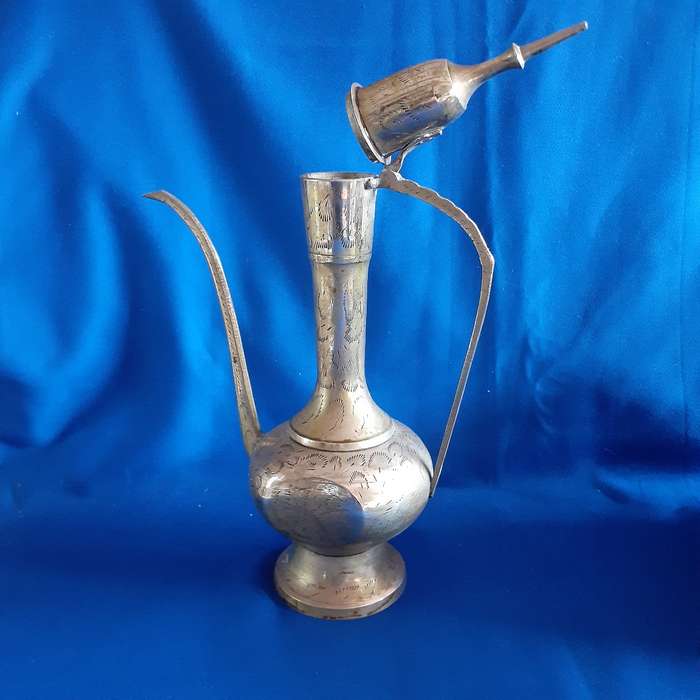 Brass coffee jug - Eastern Turkish made in india - 36cms tall