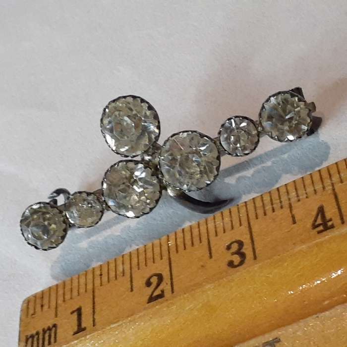 G L and Co stirling silver and diamante brooch