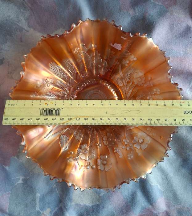 Carnival Glass bowl - Irridescent amber gold - Good Luck - horseshoe and flowers  22 dia