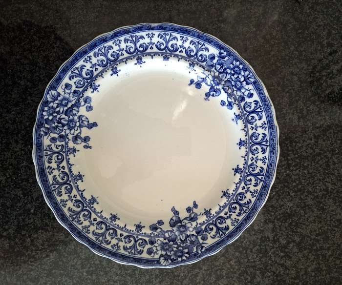 Large blue and  white plate Keeling and Co Late 1800