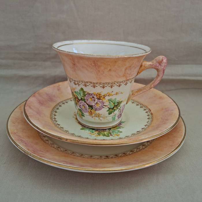 Tea trio - James Kent - Fenton - Floral design