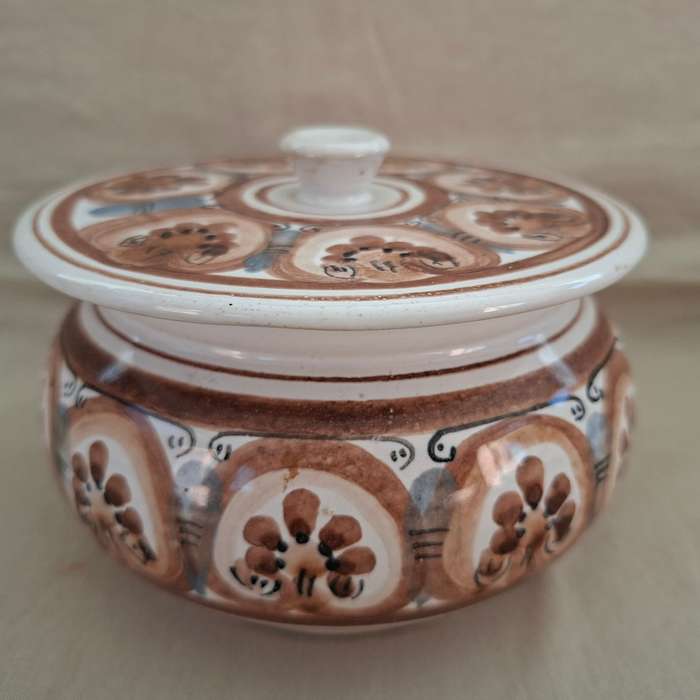 SA Pottery- The Old Jar Benoni pottery bowl with lid hand painted