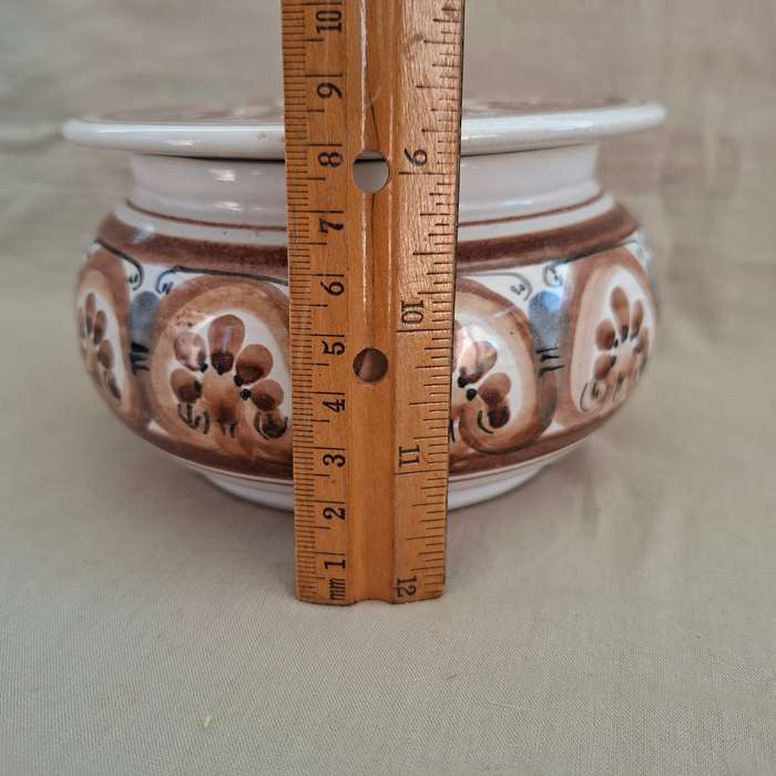 SA Pottery- The Old Jar Benoni pottery bowl with lid hand painted