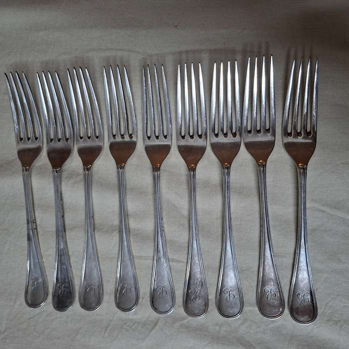 9 Mappin and Webb forks -  L monogram