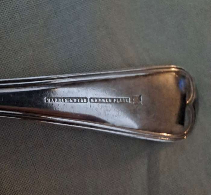 9 Mappin and Webb forks -  L monogram